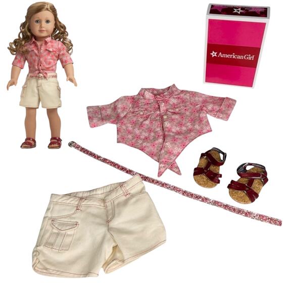American Girl Nicki Tie Top & Shorts Outfit Shoes Belt Nikki Doll Clothes Box - Picture 8 of 8